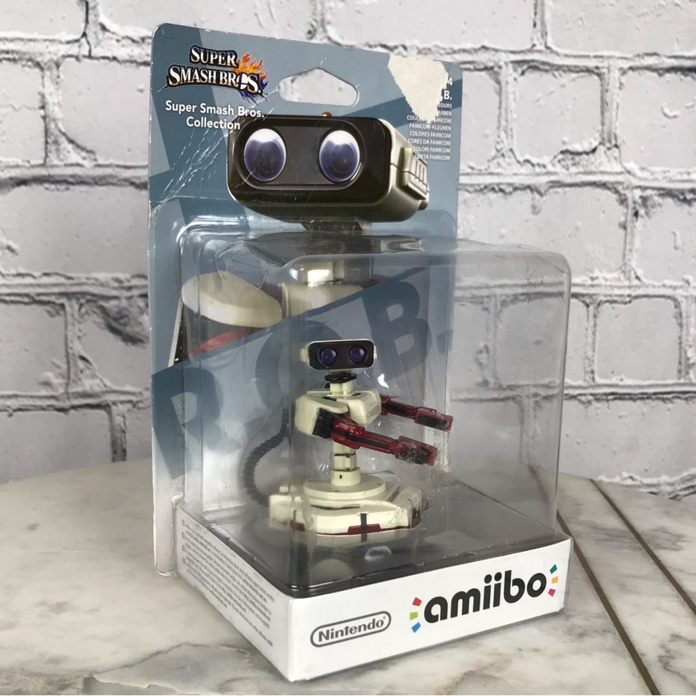 Nintendo No 54 R.O.B. Famicom Colors amiibo - Wii U Super Smash Bros. Collection